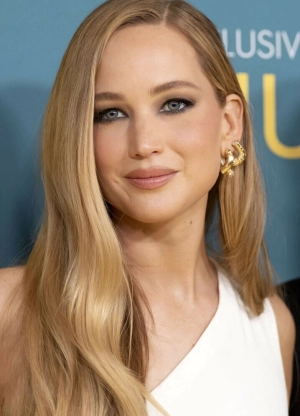 300px_jennifer-lawrence_675.webp