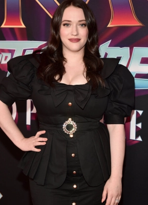 300px_kat-dennings_192.webp