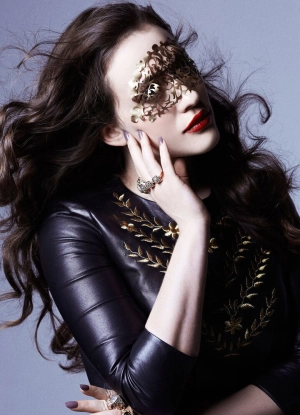 300px_kat-dennings_93.webp