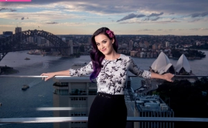 300px_katy-perry_305.webp