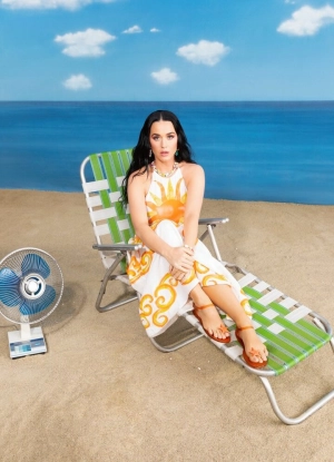 300px_katy-perry_357.webp