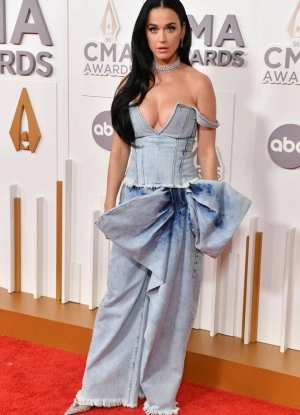 300px_katy-perry_654.webp