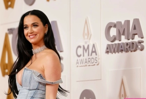 300px_katy-perry_669.webp