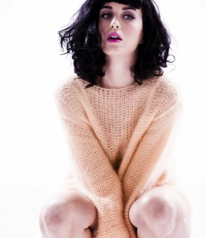 300px_katy-perry_680.webp