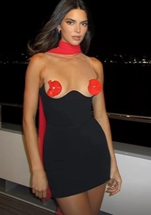 300px_kendall-jenner_1995.webp