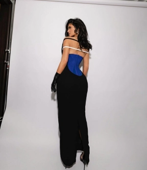 300px_kylie-jenner_1115.webp