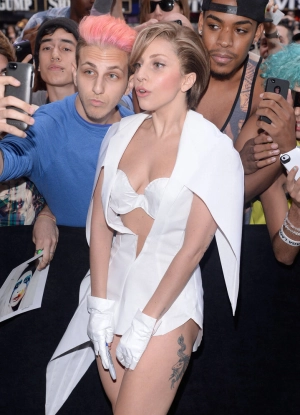 300px_lady-gaga_177.webp