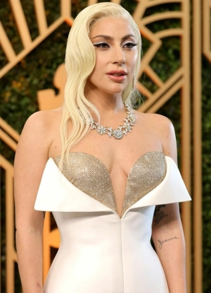 300px_lady-gaga_206.webp