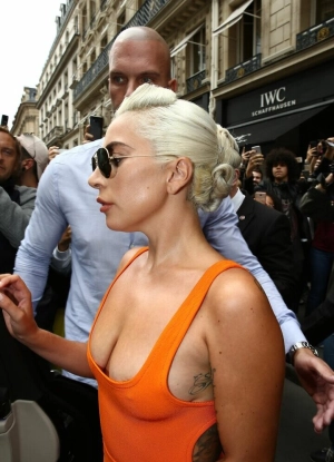 300px_lady-gaga_360.webp