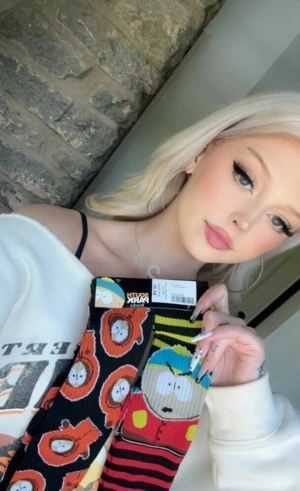 300px_loren-gray_471.webp