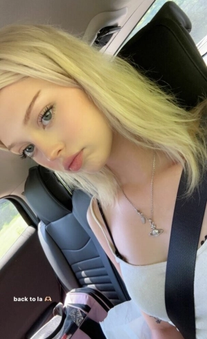 300px_loren-gray_525.webp