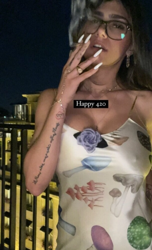 300px_mia-khalifa_1843.webp