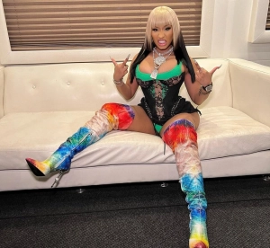 300px_nicki-minaj_16.webp