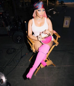 300px_nicki-minaj_451.webp