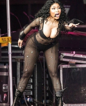 300px_nicki-minaj_48.webp