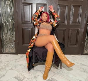300px_nicki-minaj_68.webp