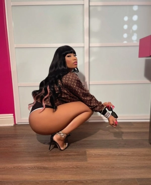 300px_nicki-minaj_70.webp
