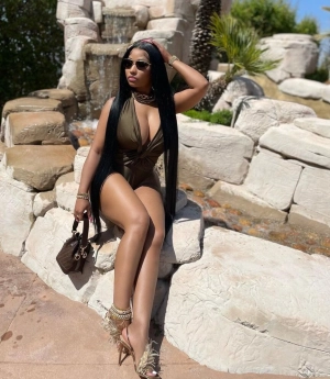 300px_nicki-minaj_73.webp