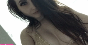 300px_niece-waidhofer_471.webp