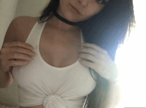 300px_niece-waidhofer_502.webp