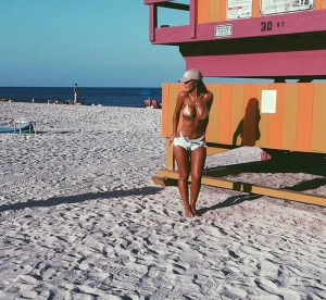 300px_niykee-heaton_145.webp