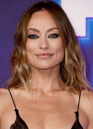 300px_olivia-wilde_242.webp