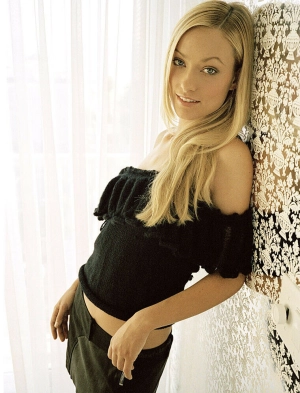 300px_olivia-wilde_582.webp