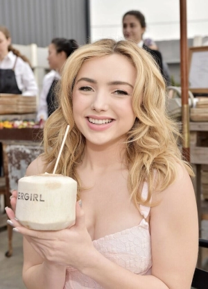 300px_peyton-list_251.webp