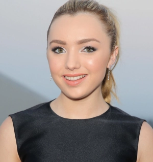 300px_peyton-list_308.webp