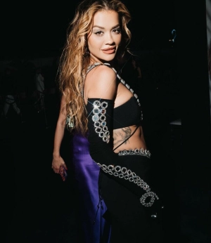 300px_rita-ora_1132.webp