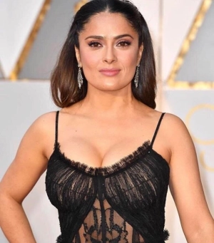 300px_salma-hayek_173.webp