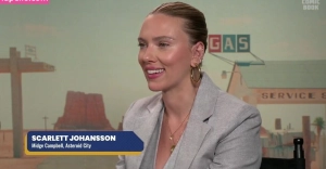 300px_scarlett-johansson_1258.webp