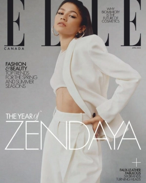 300px_zendaya_460.webp