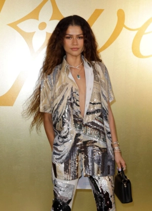 300px_zendaya_563.webp